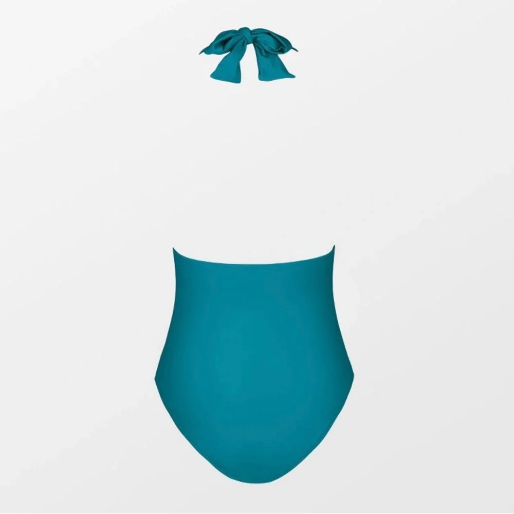 New CUPSHE Peacock Blue Ruched Halter Tummy
Control 1 Piece Swimsuit Maillot XL - Picture 5 of 6